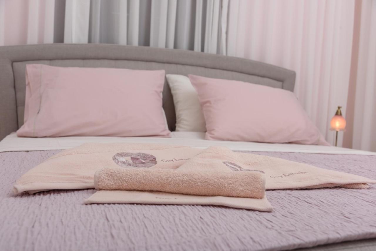 เทียซิส เอเธนส์ Bed & Breakfast ภายนอก รูปภาพ