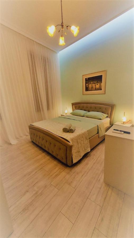 เทียซิส เอเธนส์ Bed & Breakfast ภายนอก รูปภาพ