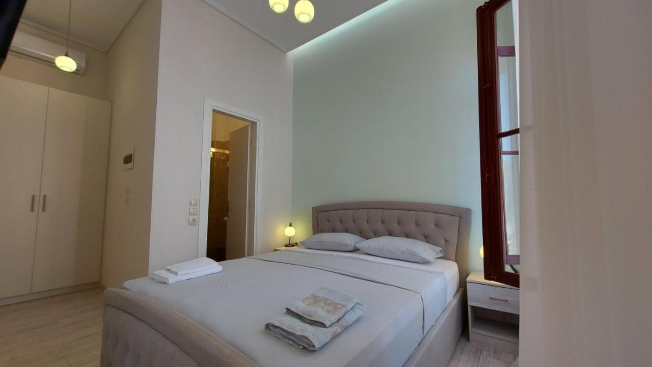 เทียซิส เอเธนส์ Bed & Breakfast ภายนอก รูปภาพ